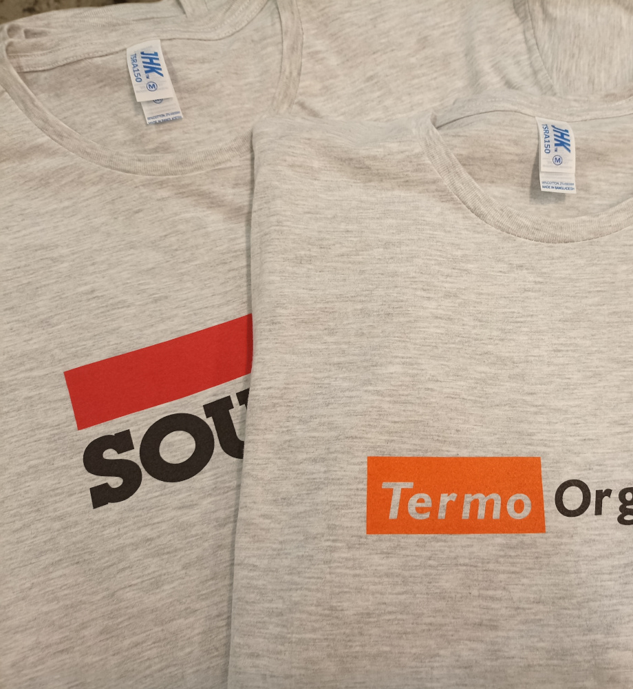 Nadruk reklamowy dla firmy z logo na odzieży roboczej