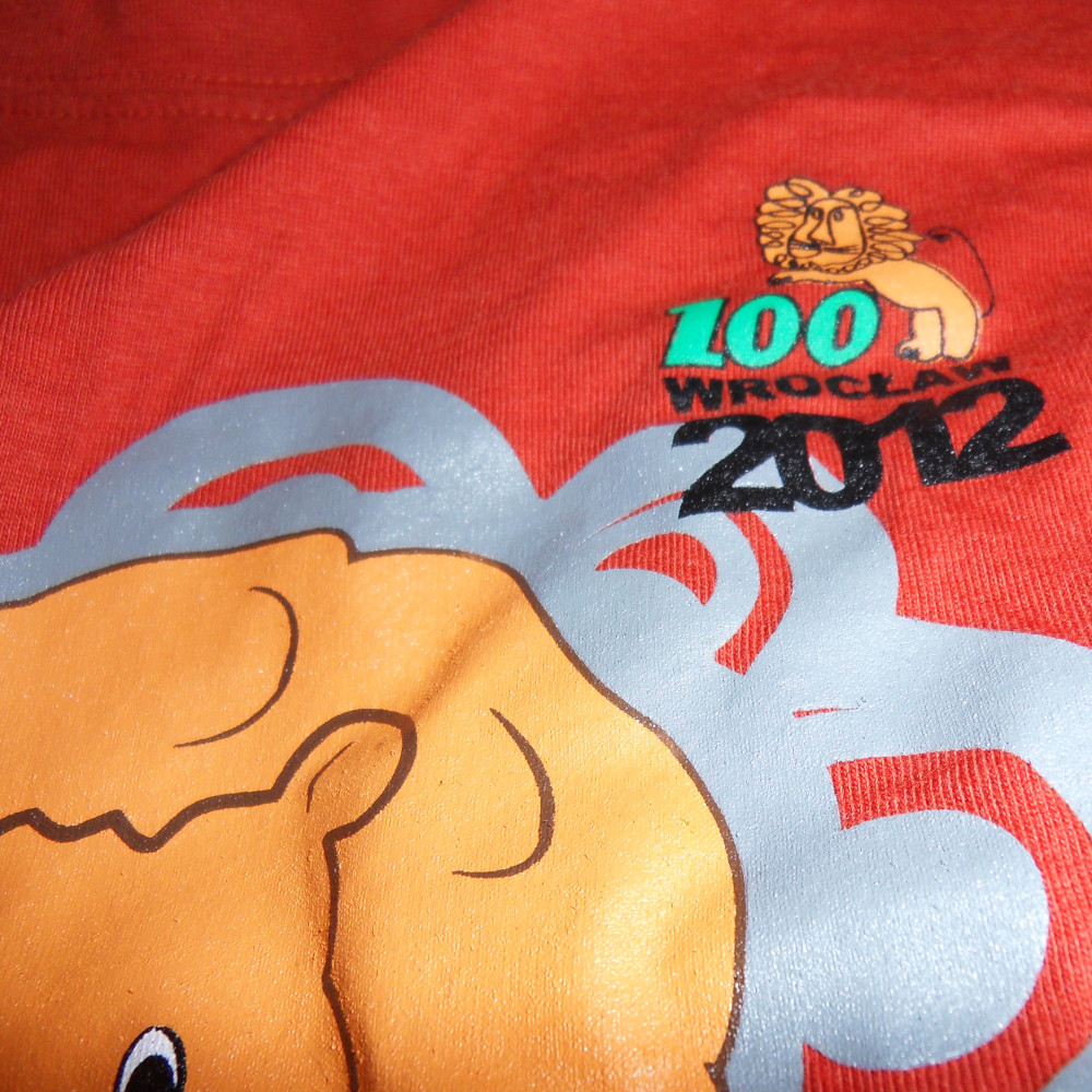 Koszulka z kolorowym nadrukiem dla wrocławskiego ZOO